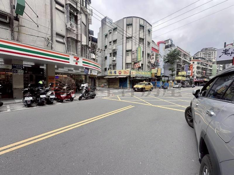 E024-民族生活圈大空間邊間美寓,新北市蘆洲區民族路