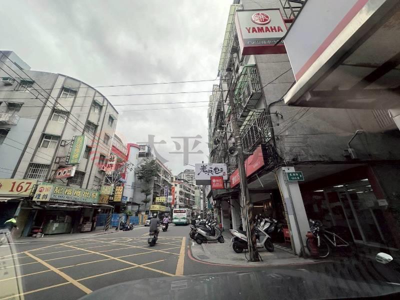 E024-民族生活圈大空間邊間美寓,新北市蘆洲區民族路