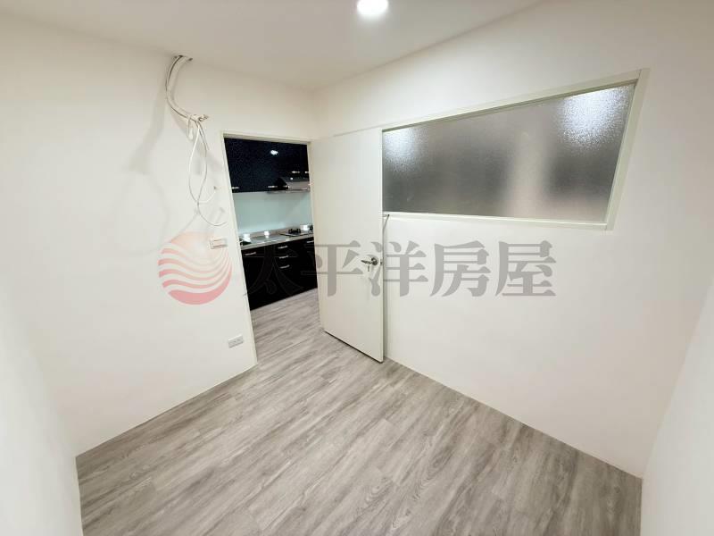 E011-低總價美寓三房,新北市泰山區明志路二段