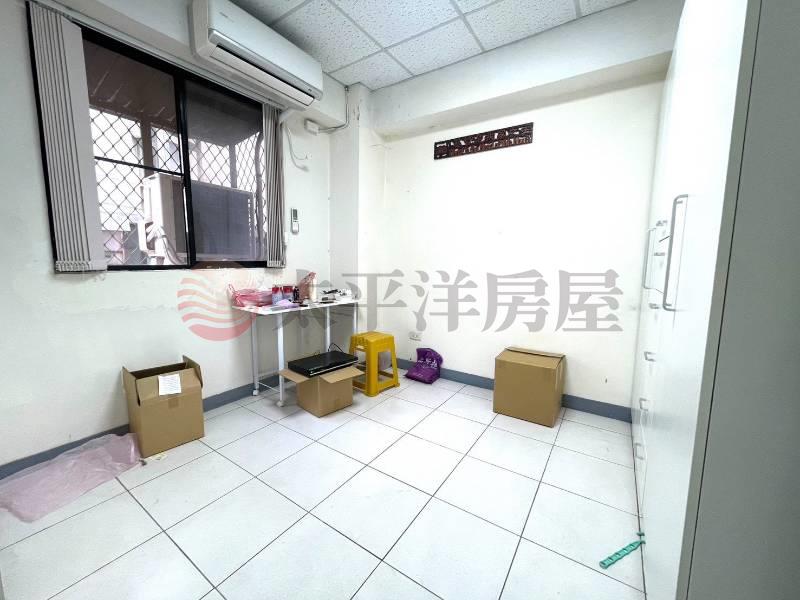 E012-碧瑤山莊三房+車位,新北市泰山區辭修路