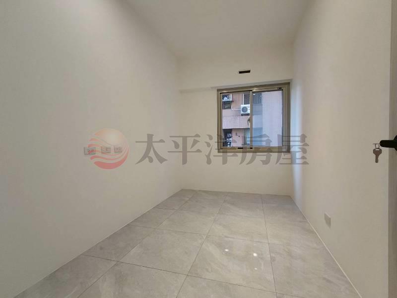 E092-板橋環遊世界精美四房+車位,新北市板橋區中正路