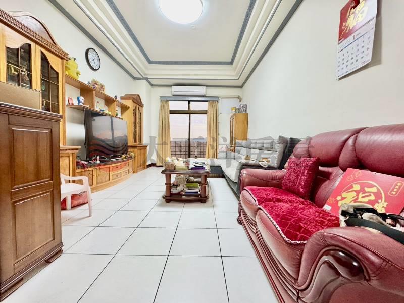 E110-皇家宮廷 電梯3+1室,新北市土城區中華路二段