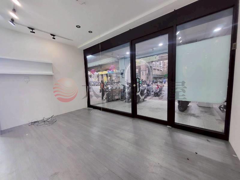 C010-民安西路商圈 黃金一樓新年旺鋪,新北市新莊區民安西路