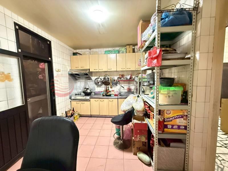 A074-學區大戶美寓二樓,新北市新莊區中港三街