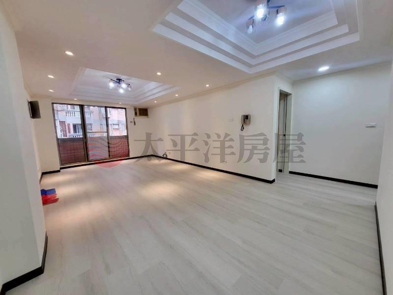 E118-儒林世家三房車,新北市泰山區明志路一段