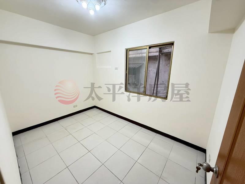 B031-學區低公設美三房車,新北市新莊區民安路