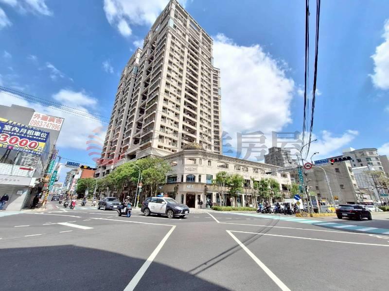 B029-芳草地高樓景觀宅＋坡平車,新北市新莊區新泰路