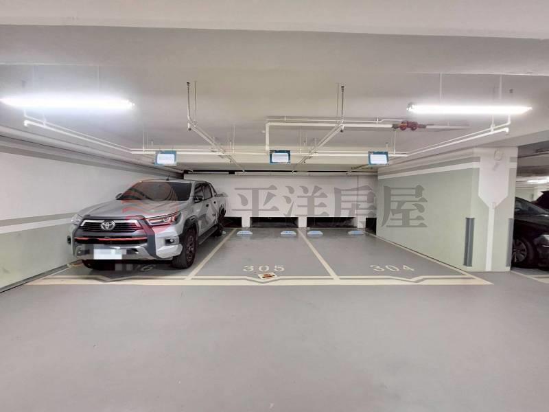 B029-芳草地高樓景觀宅＋坡平車,新北市新莊區新泰路