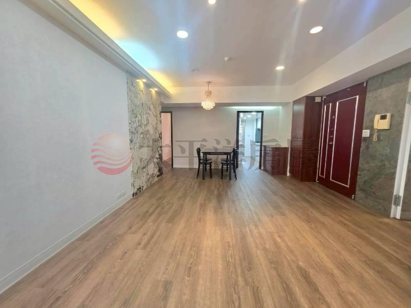 B014-忠誠星鑽三期4房車,新北市新莊區中榮街