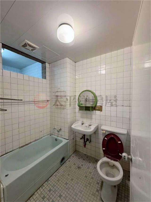 E098-甜甜價新婚成家 首購族邊間宅,新北市泰山區漢口街