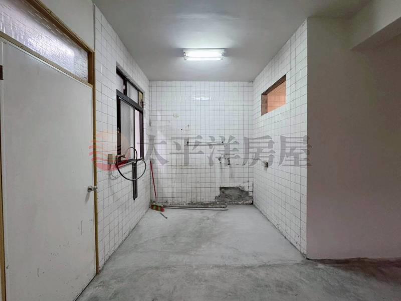 E098-甜甜價新婚成家 首購族邊間宅,新北市泰山區漢口街