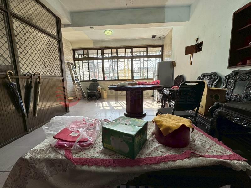 E147-鶯歌大空間2+3樓,新北市鶯歌區中正一路