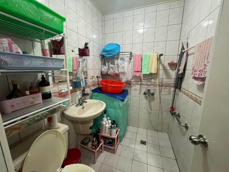 A88中港大排 近市場3樓美寓,新北市新莊區自重街