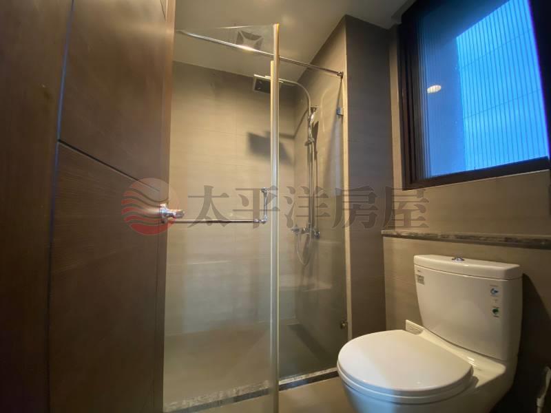 B108文學苑三房雙車位,新北市新莊區榮華路一段