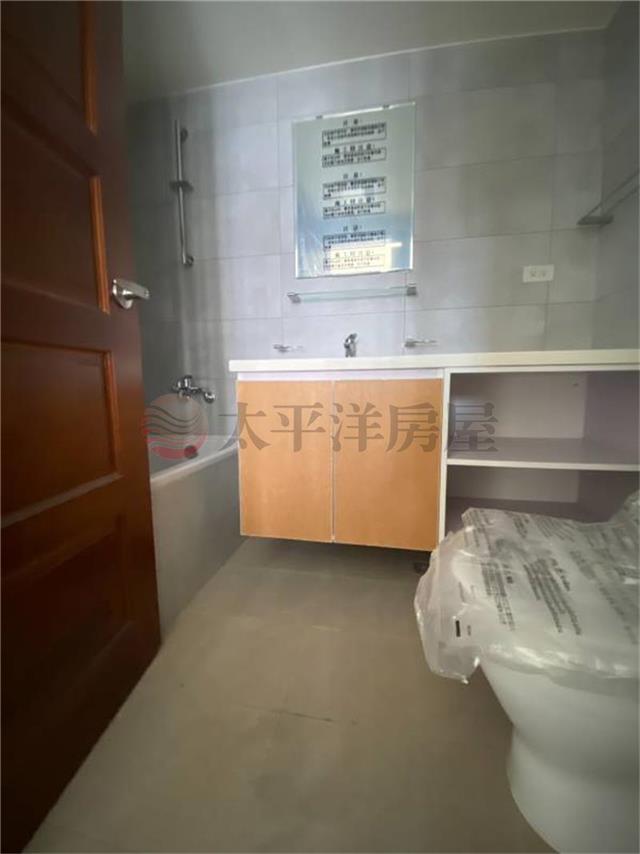 B62漢寶幸福綻景觀三房車,新北市新莊區幸福東路