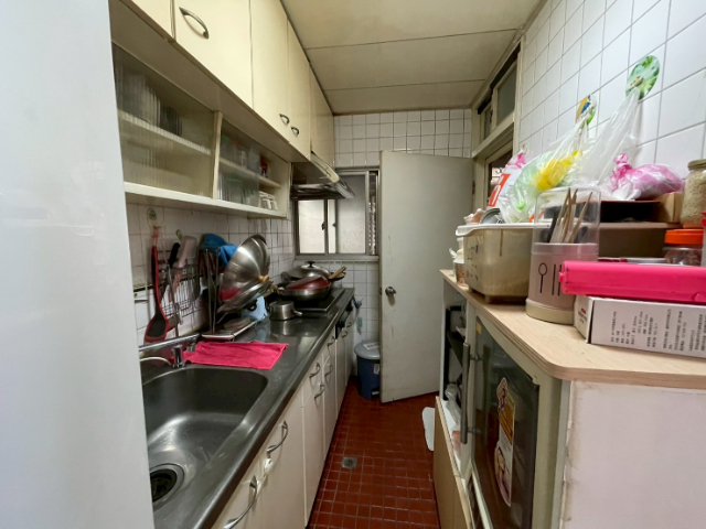 A033-邊間採光國泰格局4房,新北市新莊區建中街