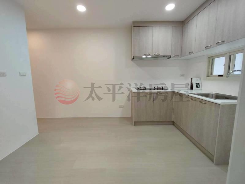 A082-中泰商圈成家美三樓,新北市新莊區中泰街