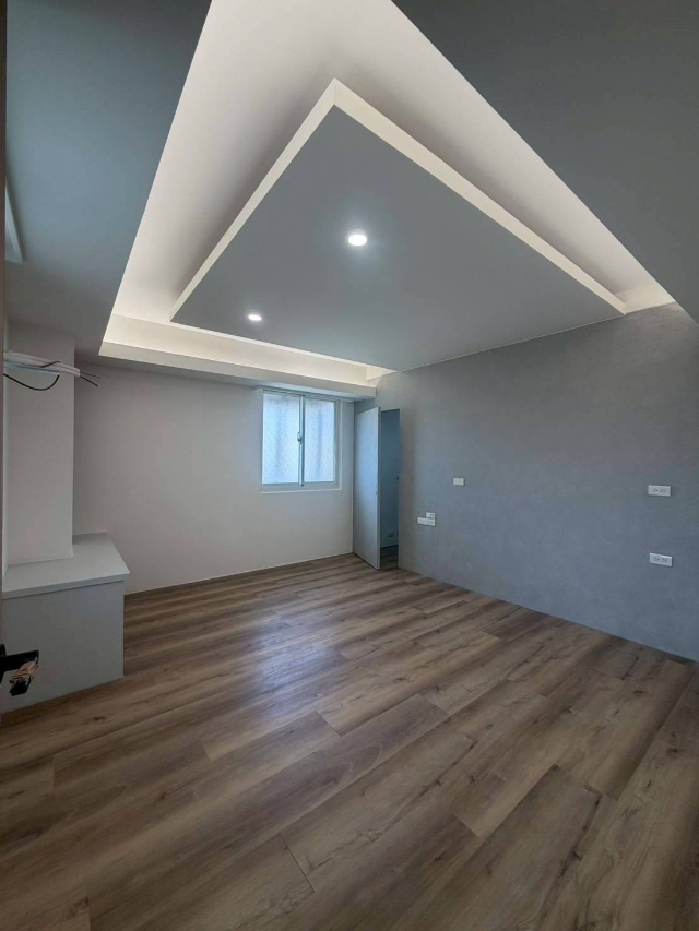 E134-民族商圈裝潢電梯頂佳,新北市蘆洲區民族路