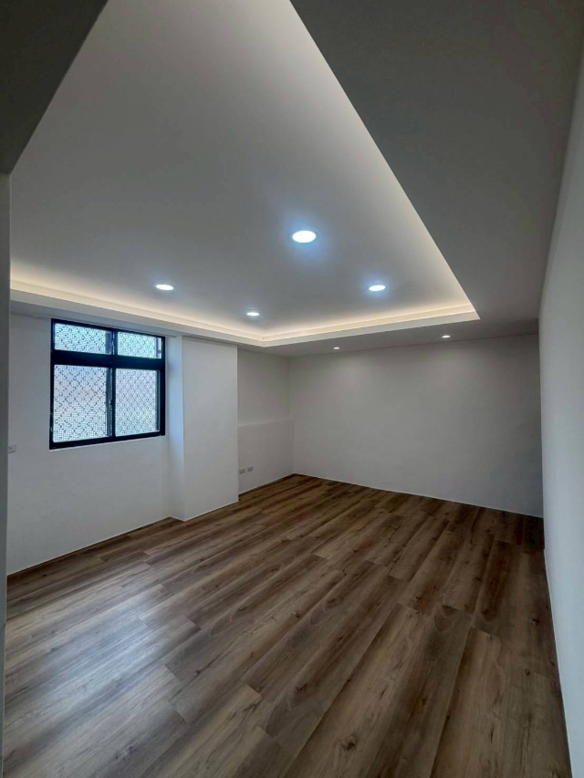 E134-民族商圈裝潢電梯頂佳,新北市蘆洲區民族路