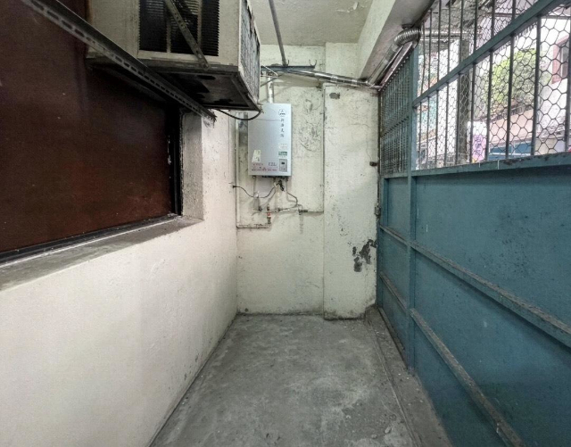 A99【新莊佳瑪商圈】|稀有樓中樓|邊間可住可辦,新北市新莊區中誠街