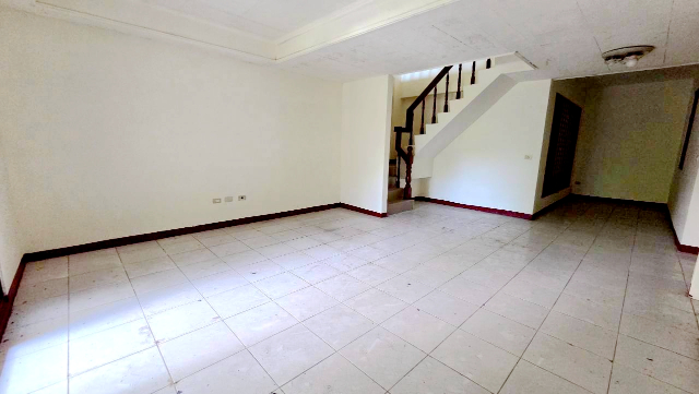 A16龜山公寓1、2樓雙層使用,桃園市龜山區幸美街