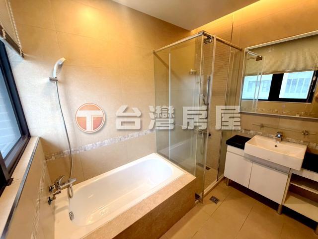 B102重劃區邊間挑高雙主臥,新北市新莊區頭前路