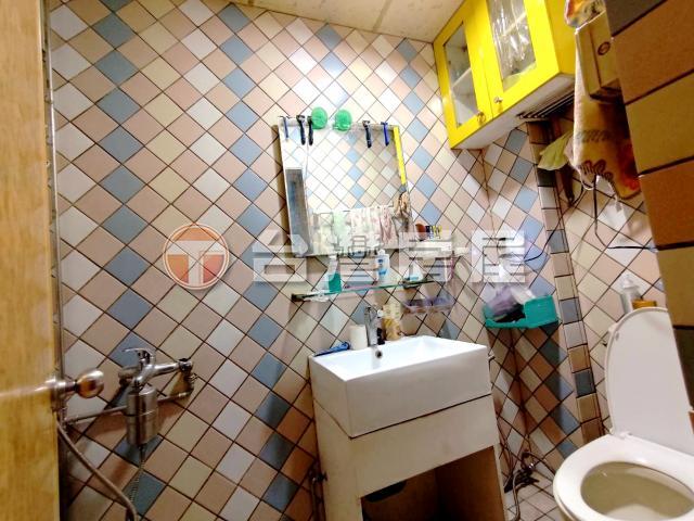 A111新莊捷運稀有邊間屋,新北市新莊區新莊路