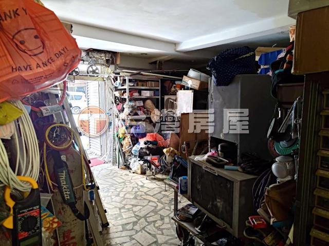A111新莊捷運稀有邊間屋,新北市新莊區新莊路