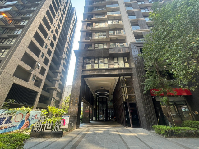 B136合康新世紀兩房車,新北市新莊區頭興街