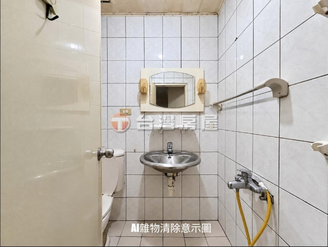 B138羅馬皇家低公設兩房,新北市新莊區中港路